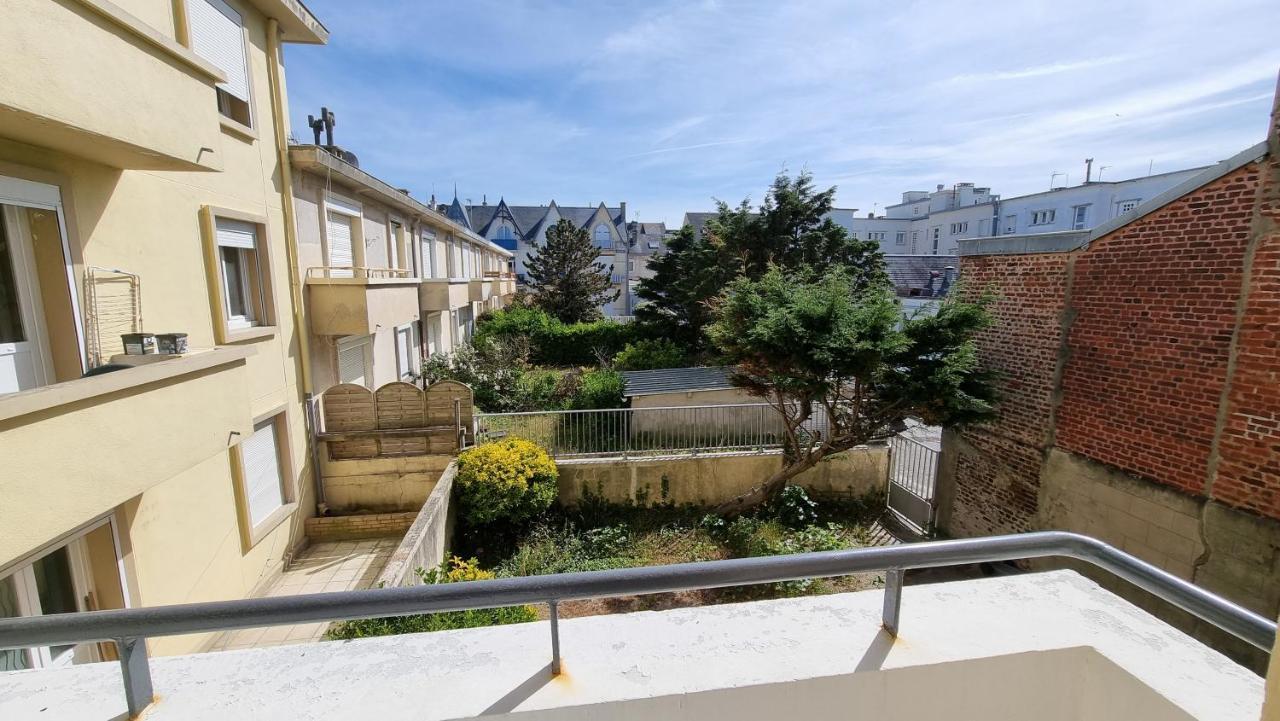 Apartment A Deux Pas De La *